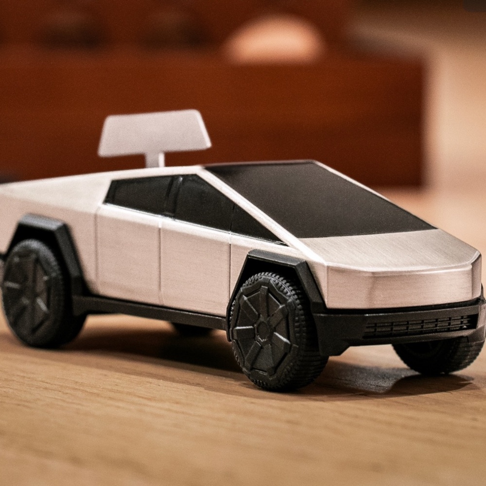 Tesla Cybertruck Toy, Wind-up Racer (Exclusive)